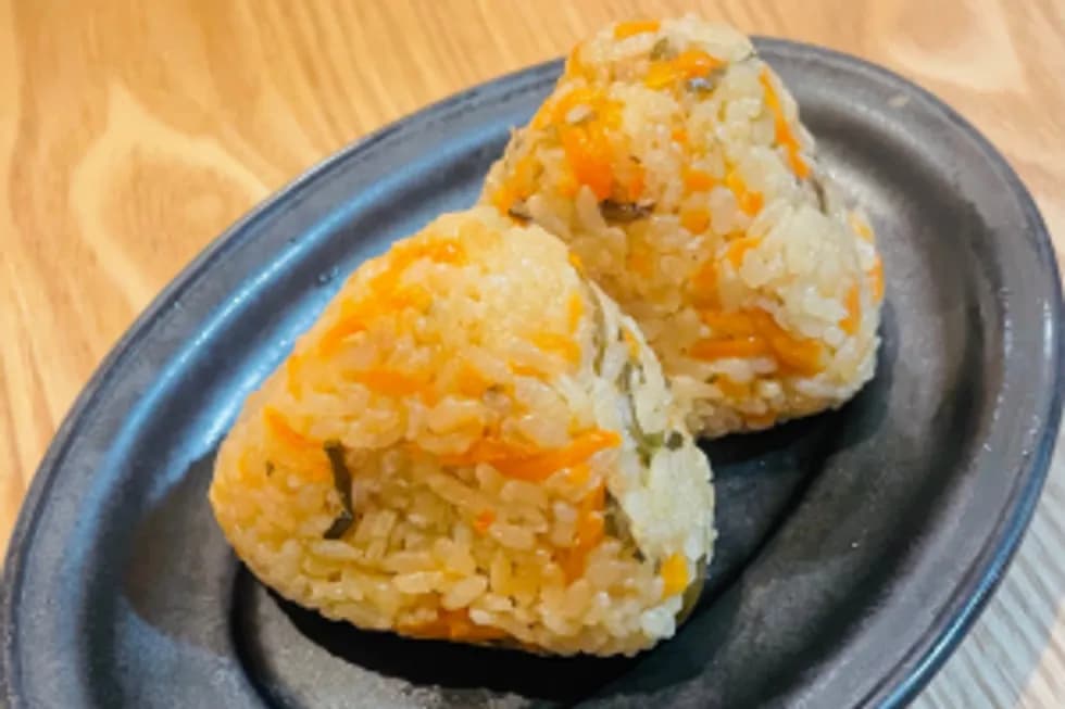 にんじんとツナの炊き込みご飯