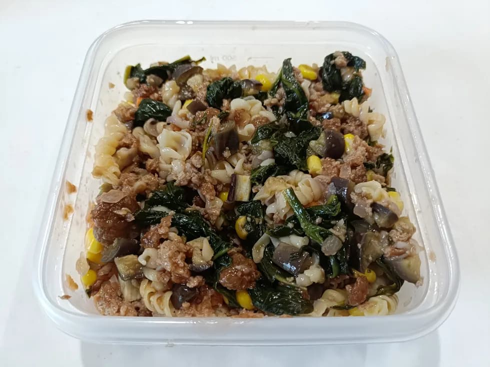 野菜ミートパスタ