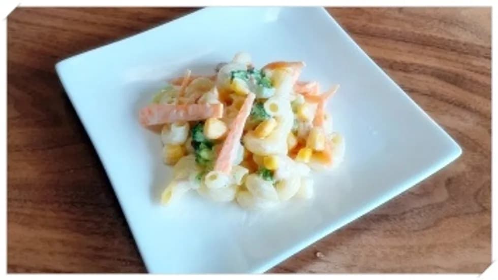 カラフル野菜のツナマカロニサラダ