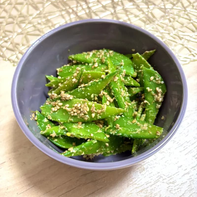 絹さやの胡麻和え