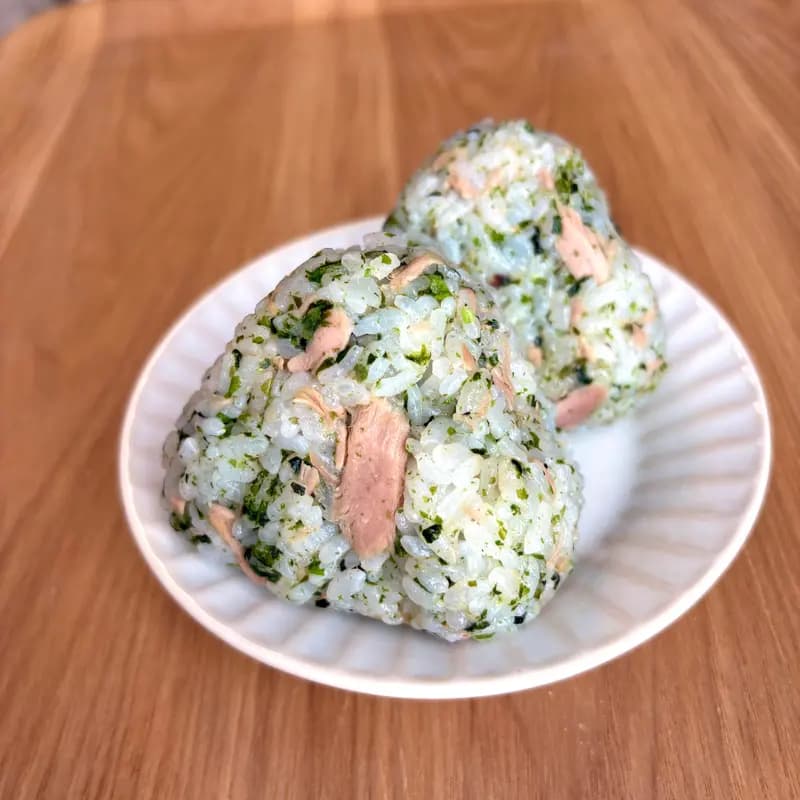 ツナと青のりのおにぎり