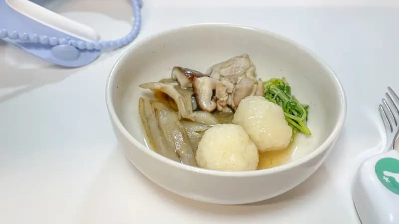 \ごはんが変身!/もっちりだまこ鍋