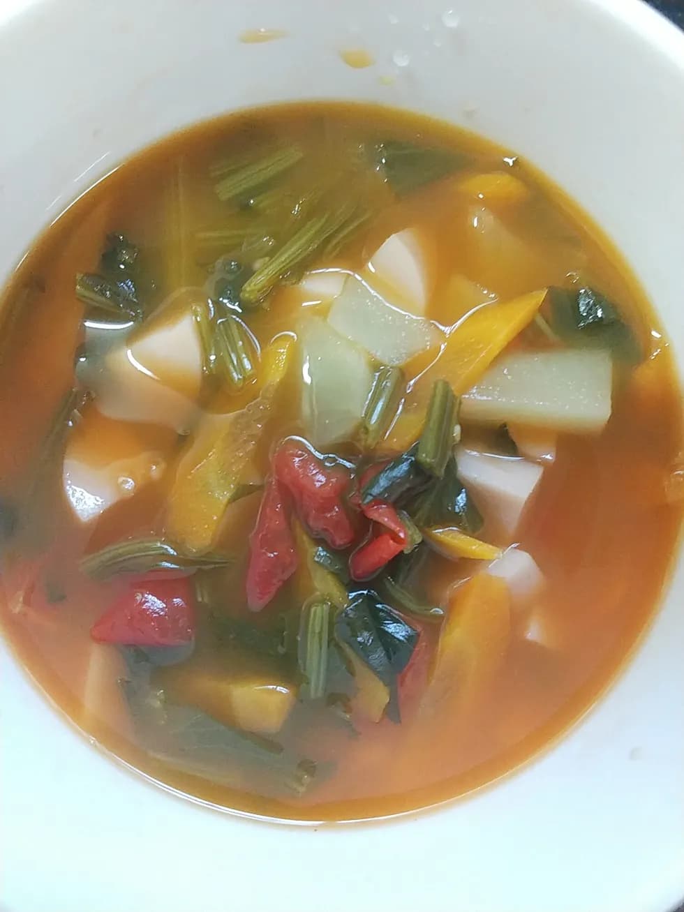 野菜ジュースで簡単☆具だくさんミネストローネ