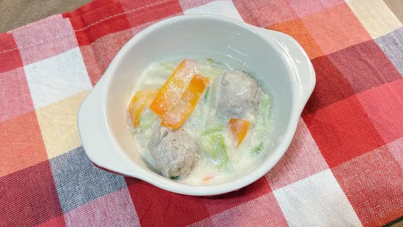 ミートボールの中華クリーム煮