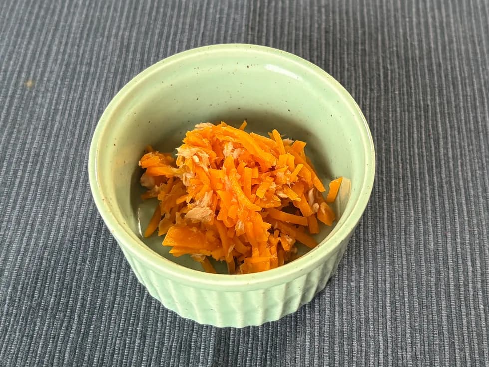 にんじんとツナの和え物
