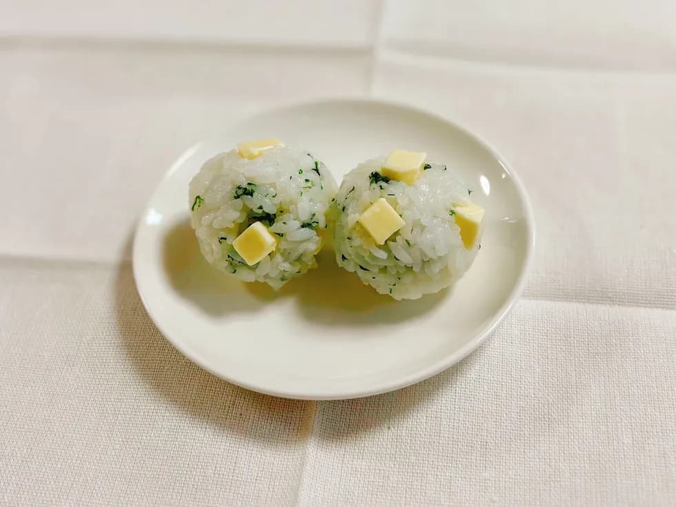 【便秘のときに】チーズおむすび