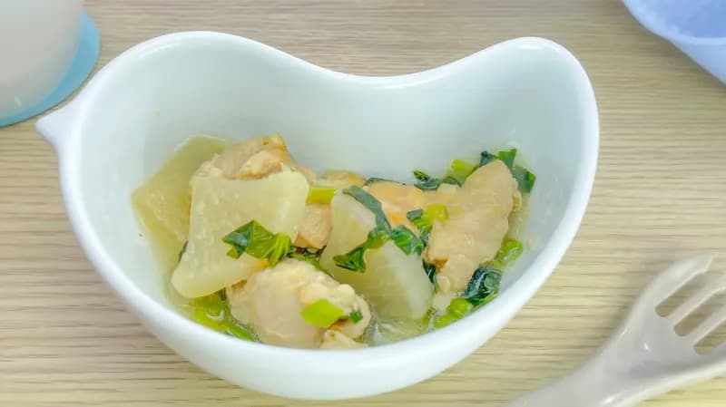 \苦手克服の一歩に/小松菜入り鶏大根の甘辛煮