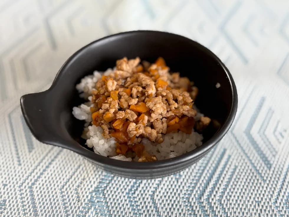 豚ひき肉と野菜のそぼろ丼