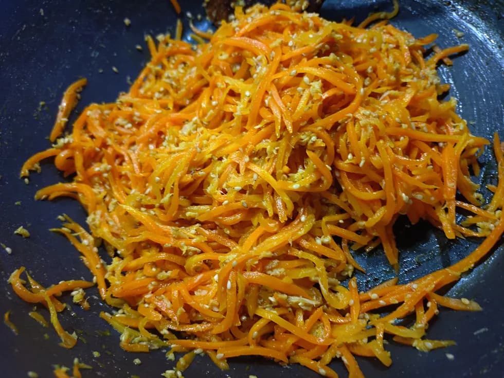 みんな大好き!にんじんしりしり