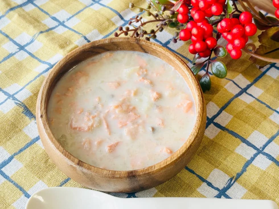 鮭とじゃがいものミルク煮