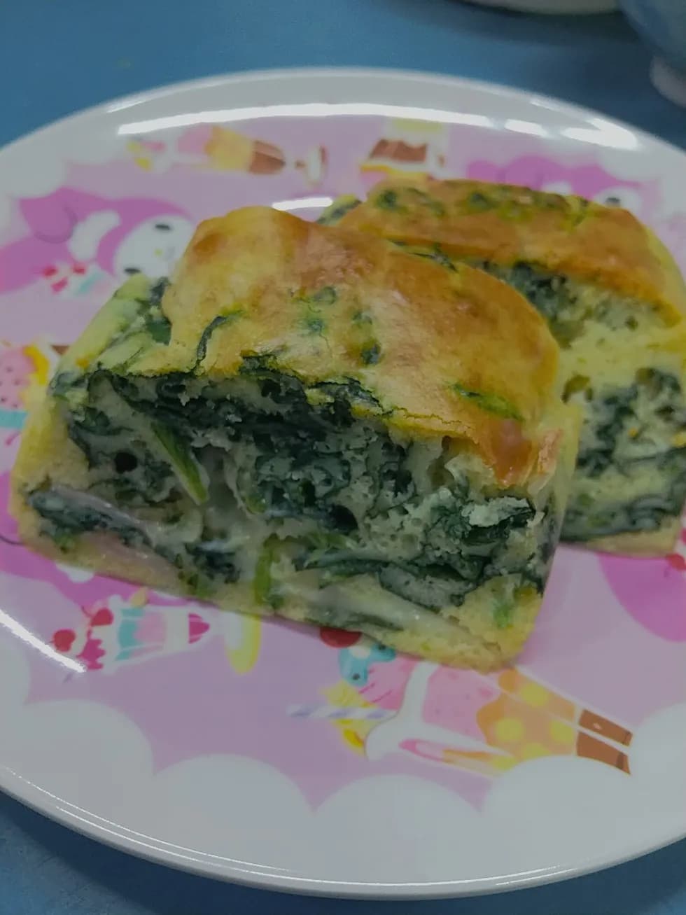 ほうれん草とハムチーズのケークサレ