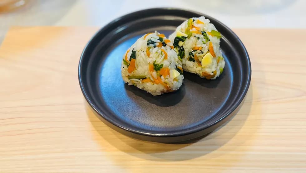 小松菜としらすの混ぜご飯