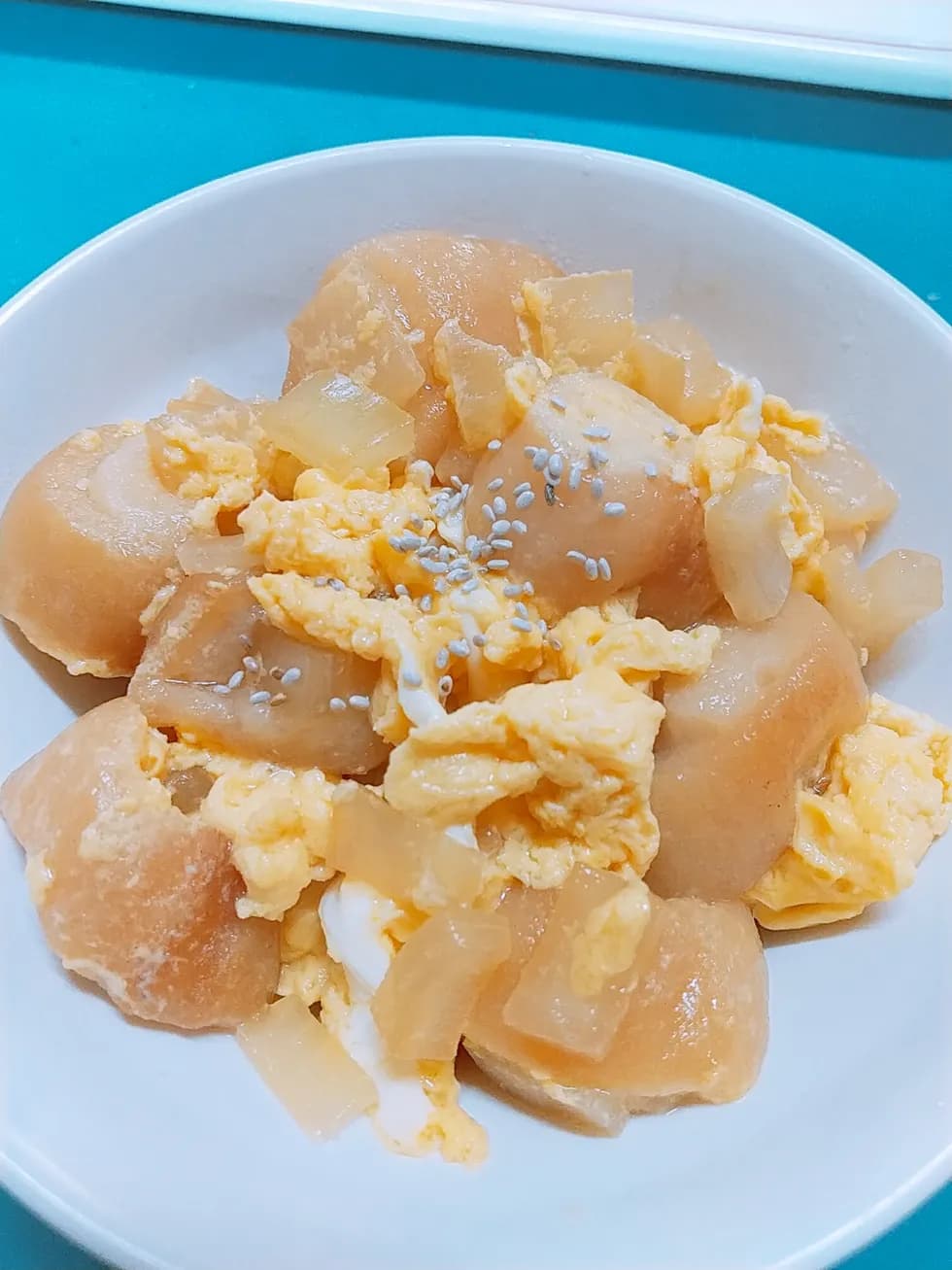 お麩でとろふわ玉子丼