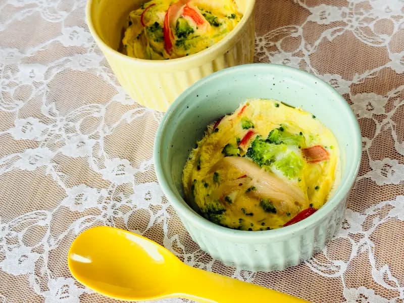 カニカマとブロッコリーの卵蒸し