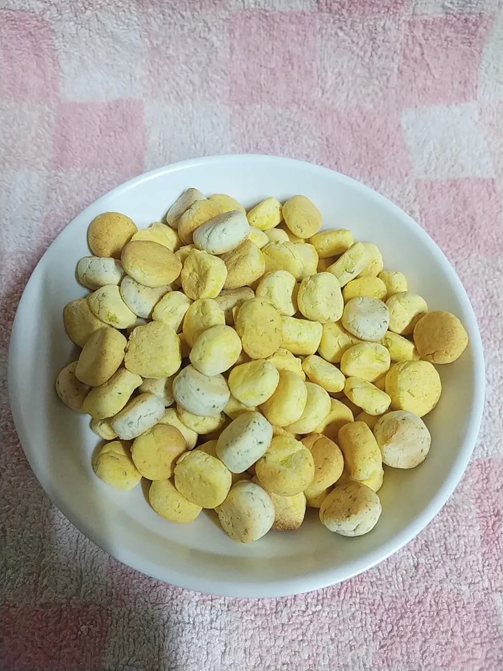 全卵と茹で野菜で☆お野菜ボーロ