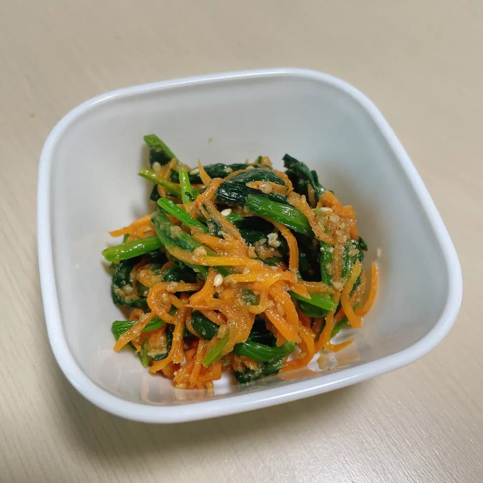 定番の!シンプルなほうれん草のごま和え