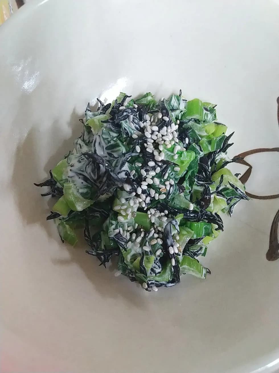 小松菜とひじきのマヨネーズ和え