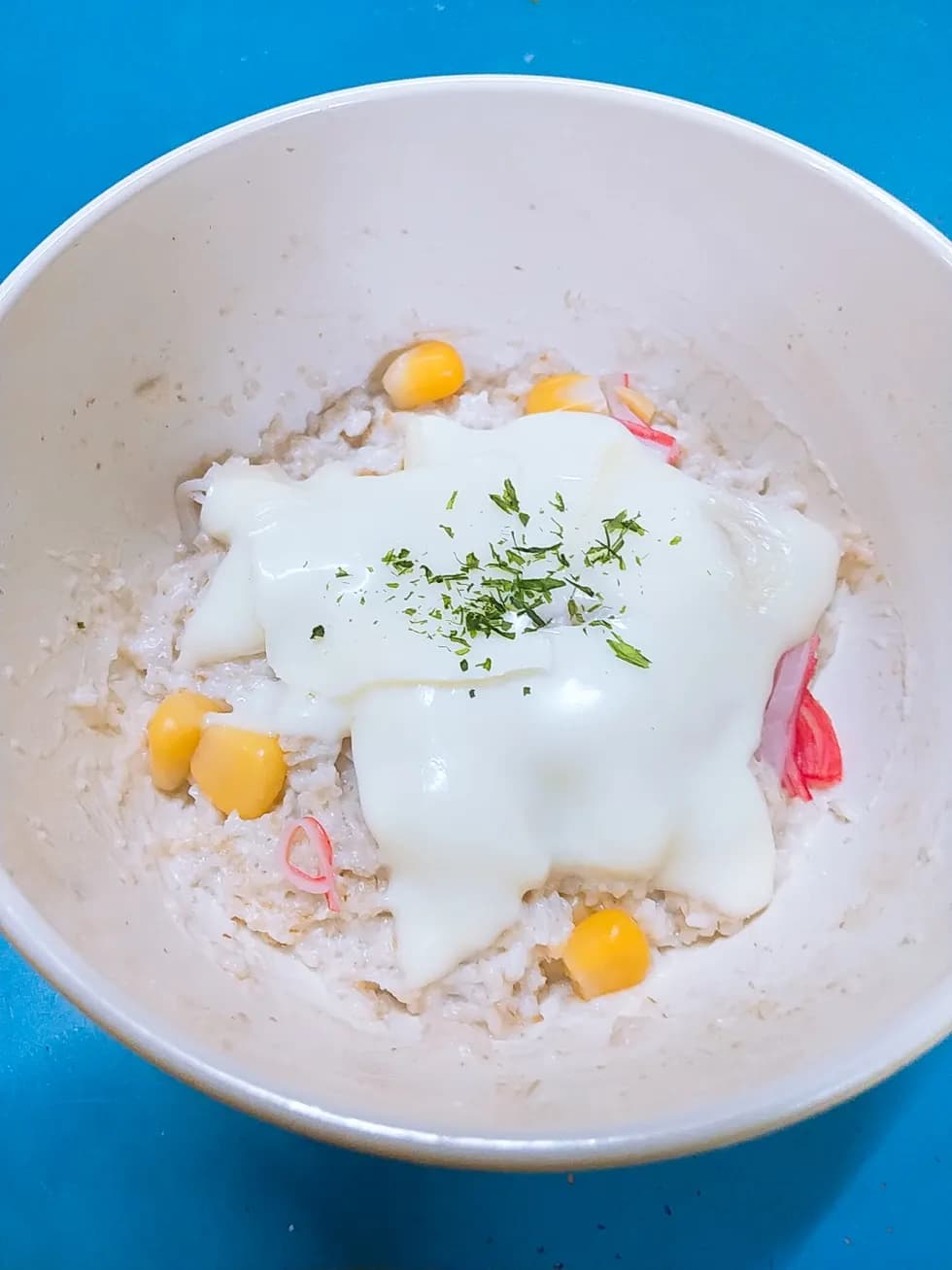 レンジで簡単!オートミールのマグカップチーズリゾット