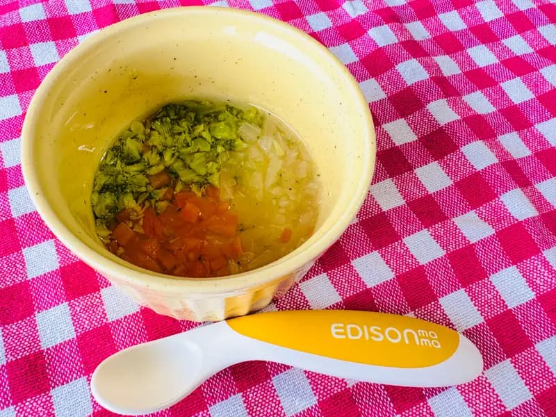 ゆで野菜スープ