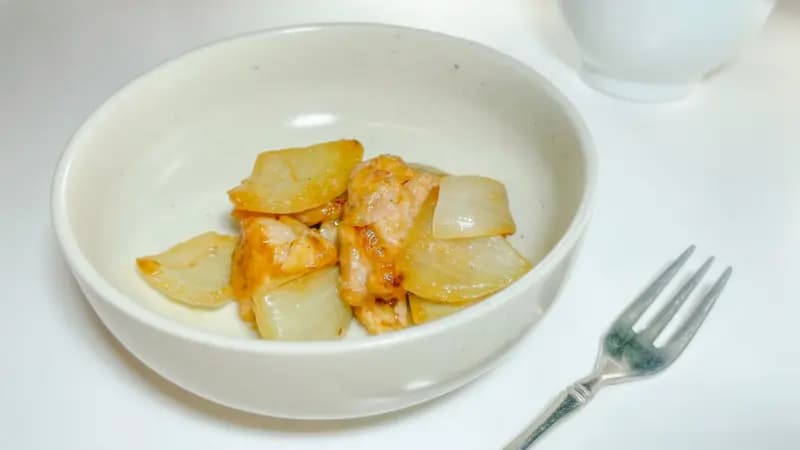 \しっとり柔らか!/鶏むね肉のケチャップ炒め