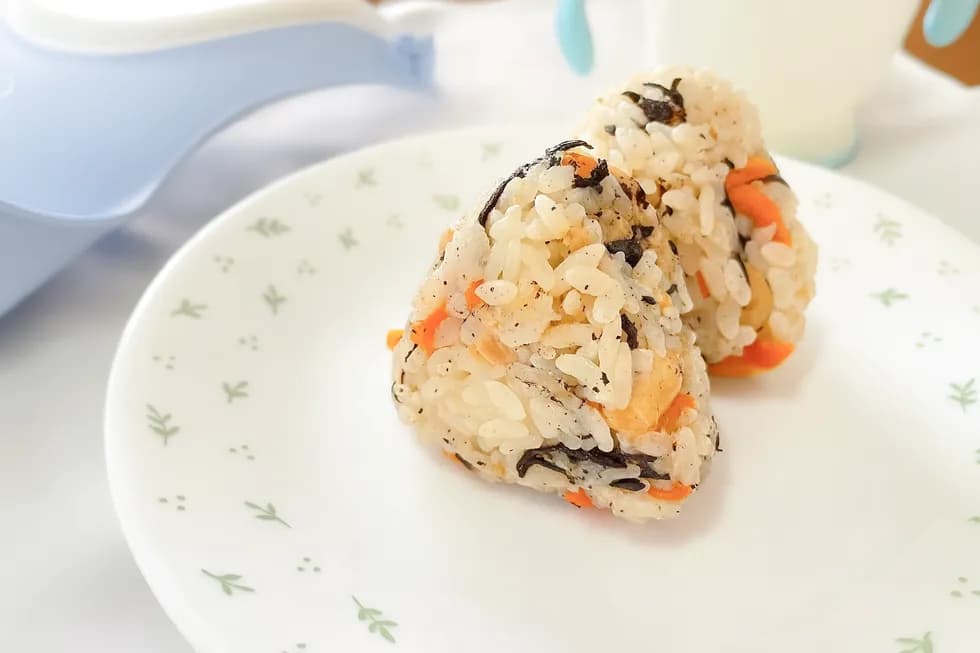 \パック食材でかんたん!/大豆ひじきの栄養ごはん