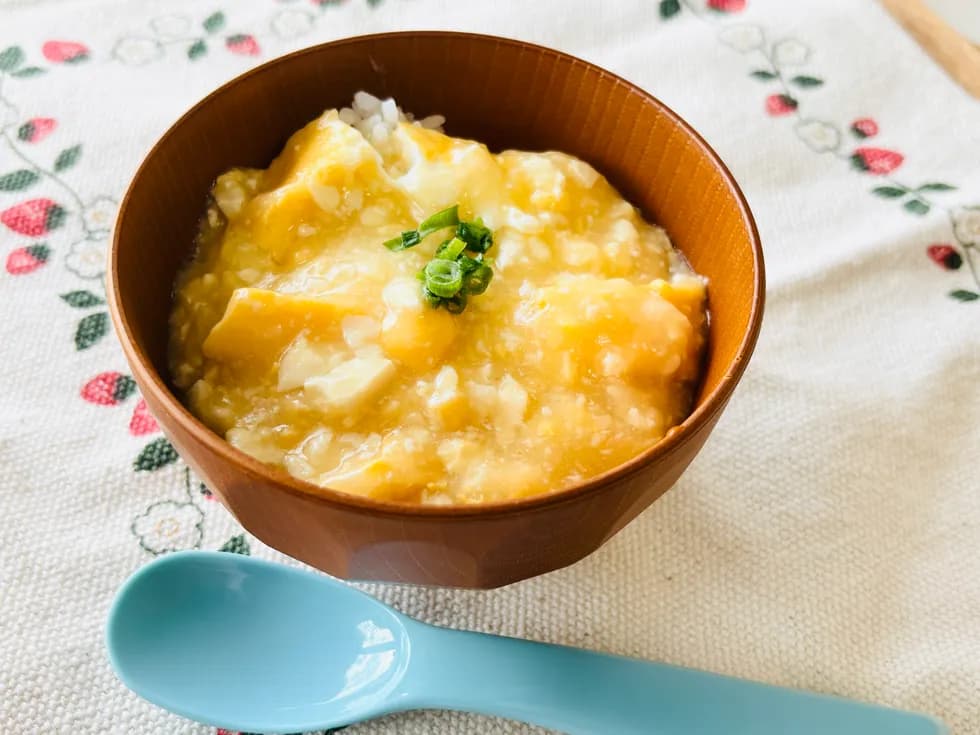 【5分で簡単】卵と豆腐の中華あんかけ丼