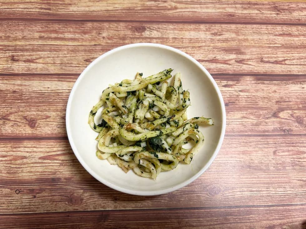 小松菜とおかかの焼きうどん