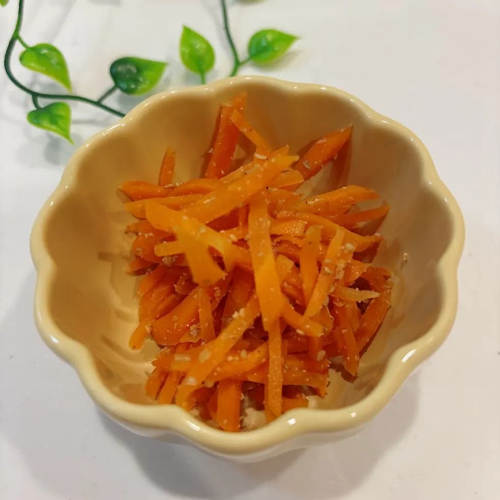 にんじんの胡麻和え