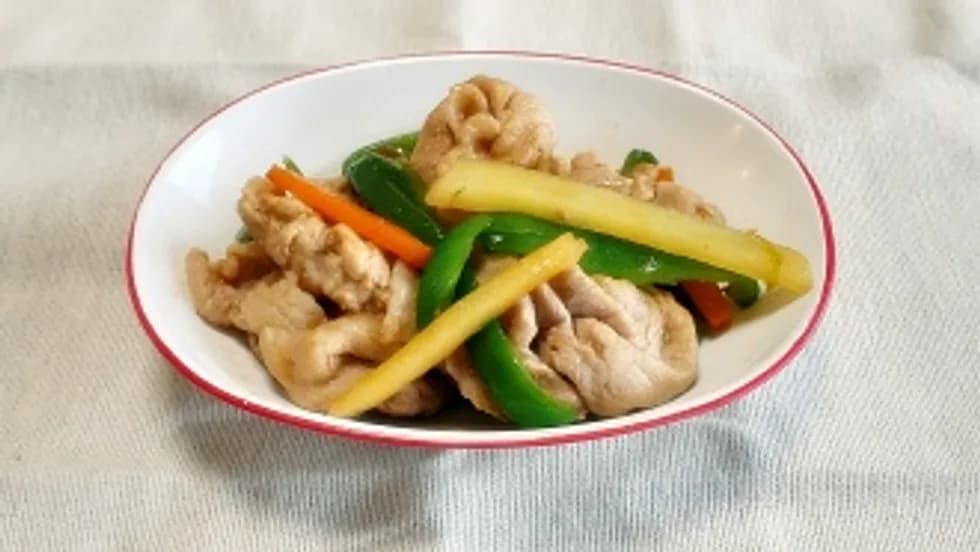 ピーマン嫌い克服!✨豚肉とじゃがいものチンジャオロース