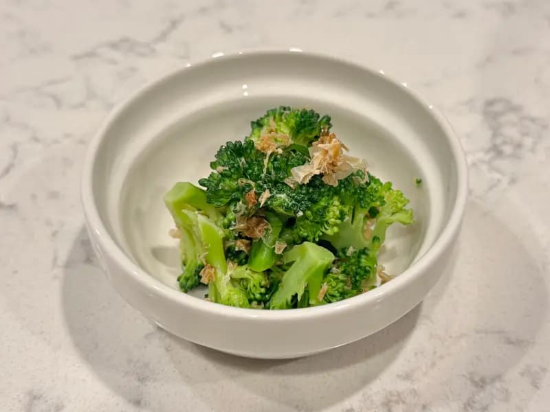 ブロッコリーのおかかマヨ和え