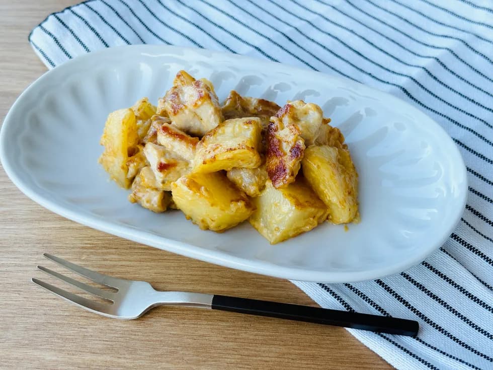 チキンとじゃがいもの照りマヨ炒め