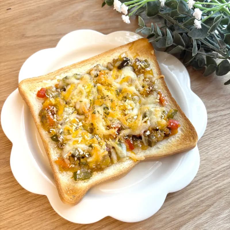 カレーチーズトースト