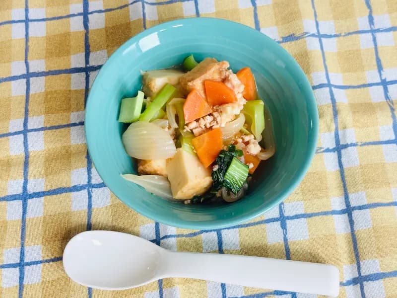 厚揚げの彩りそぼろ煮
